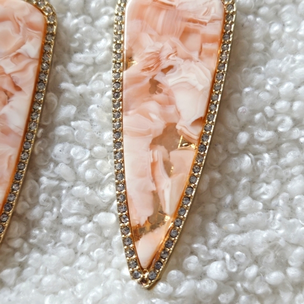 Pink Faux Shell Rhinestone Drop Earrings - Picture 6 of 6